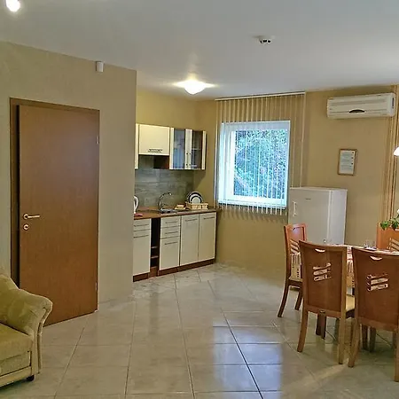 Aquarelle And Villas 3*