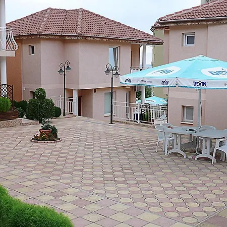 Aquarelle And Villas Aparthotel Golden Sands
