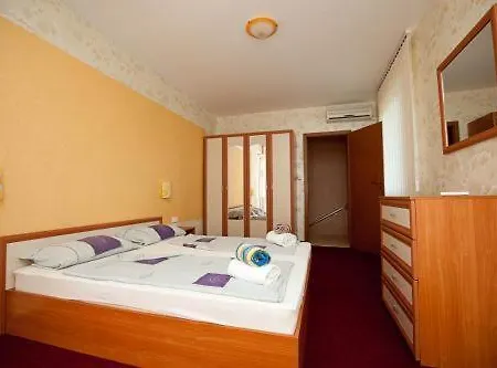 Aquarelle And Villas Aparthotel Golden Sands
